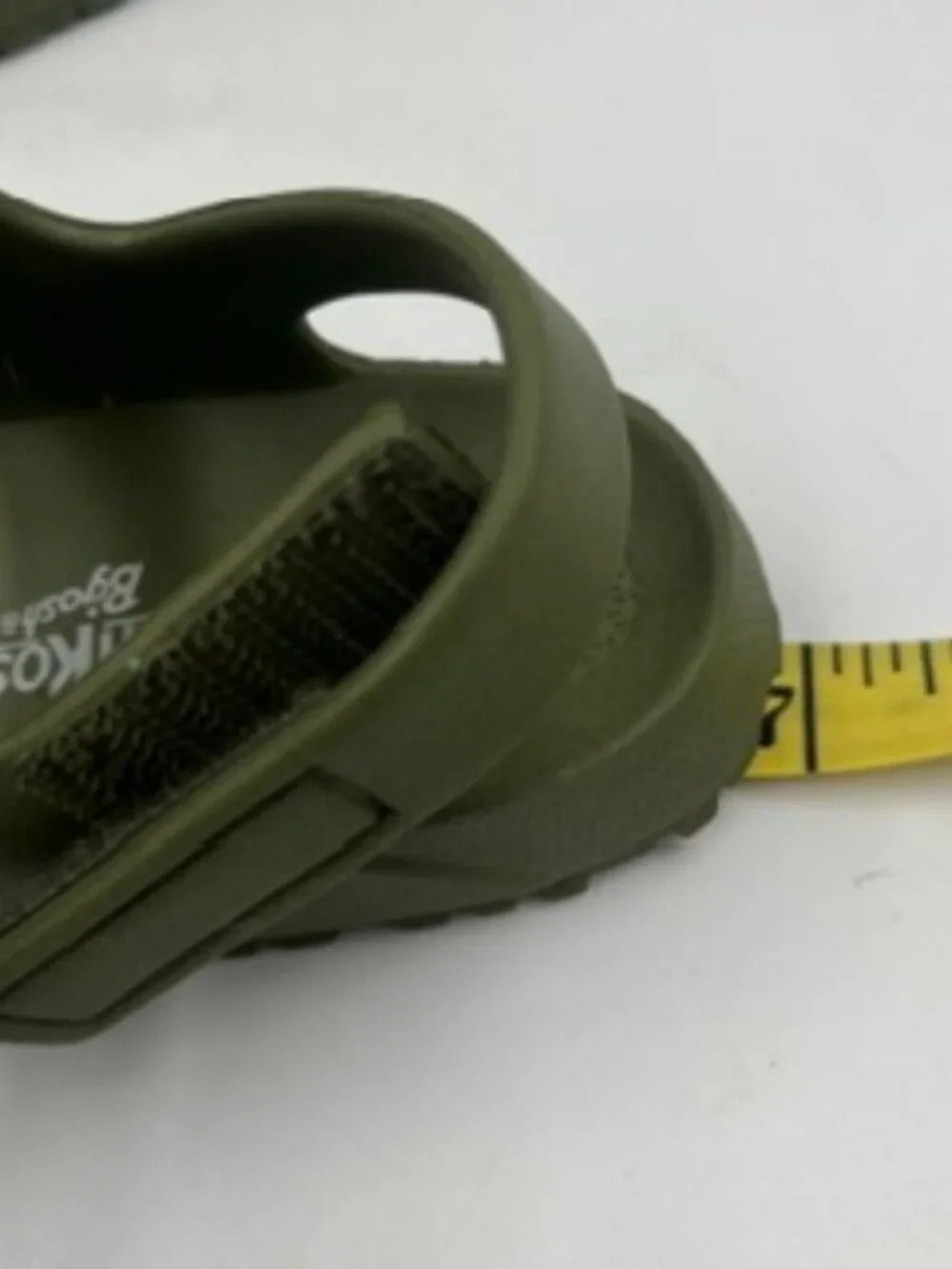 Oshkosh B’Gosh Green Rivar toddler sandals unisex 10 adjustable‎ water shoes